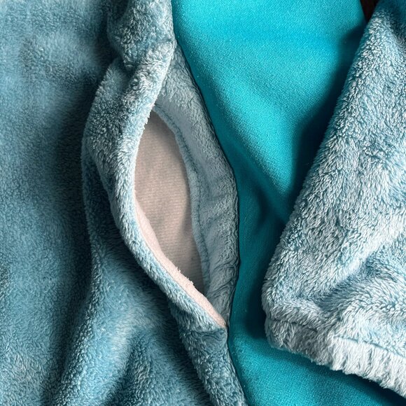 The North Face teal crossover fleece hoodie - Picture 10 of 12